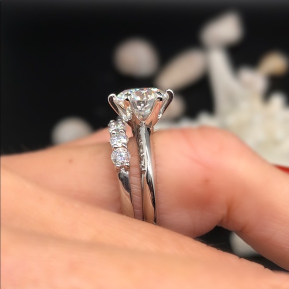 Moissanite ring set with certificate - Picture 3 of 16